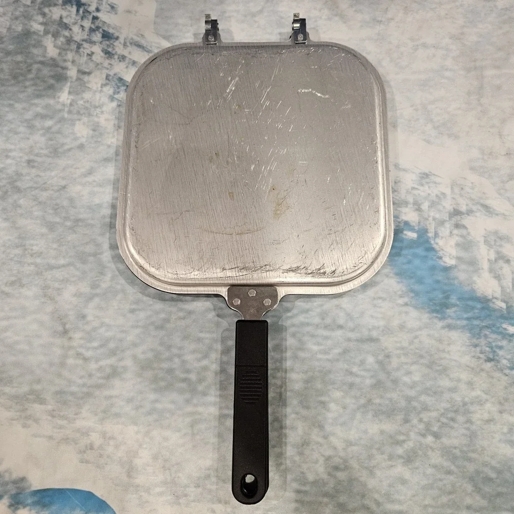 N/A vintage hinged